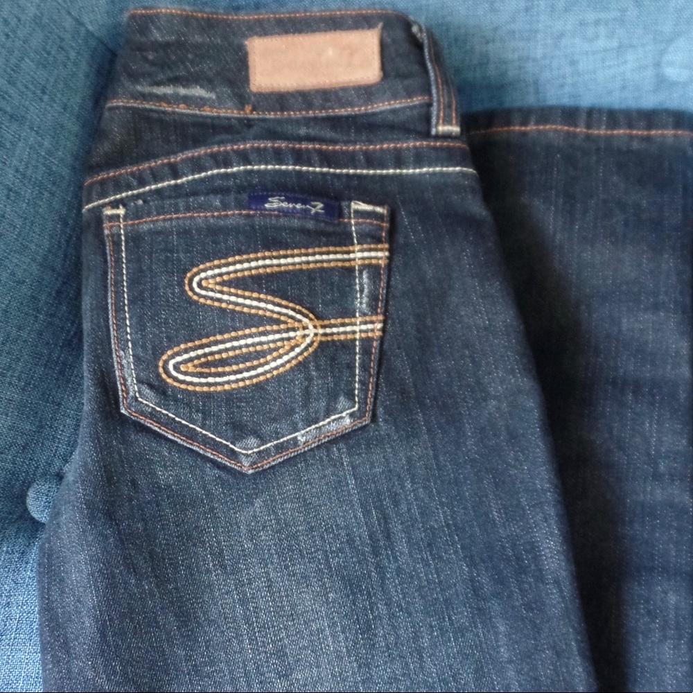 Seven7 Skinny Jeans dark wash